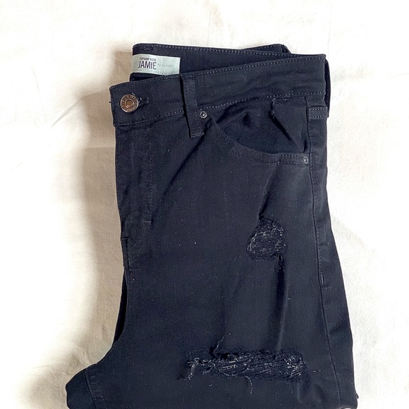 Black Distressed Skinny jeans by Topshop
Jamie style size 30 by 30 - Picture 5 of 5